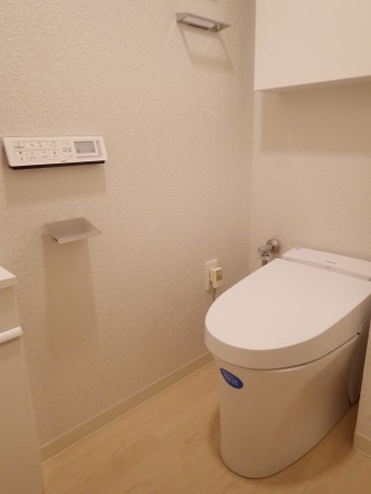 エコカラット　ワンタッチパネルでアクセント